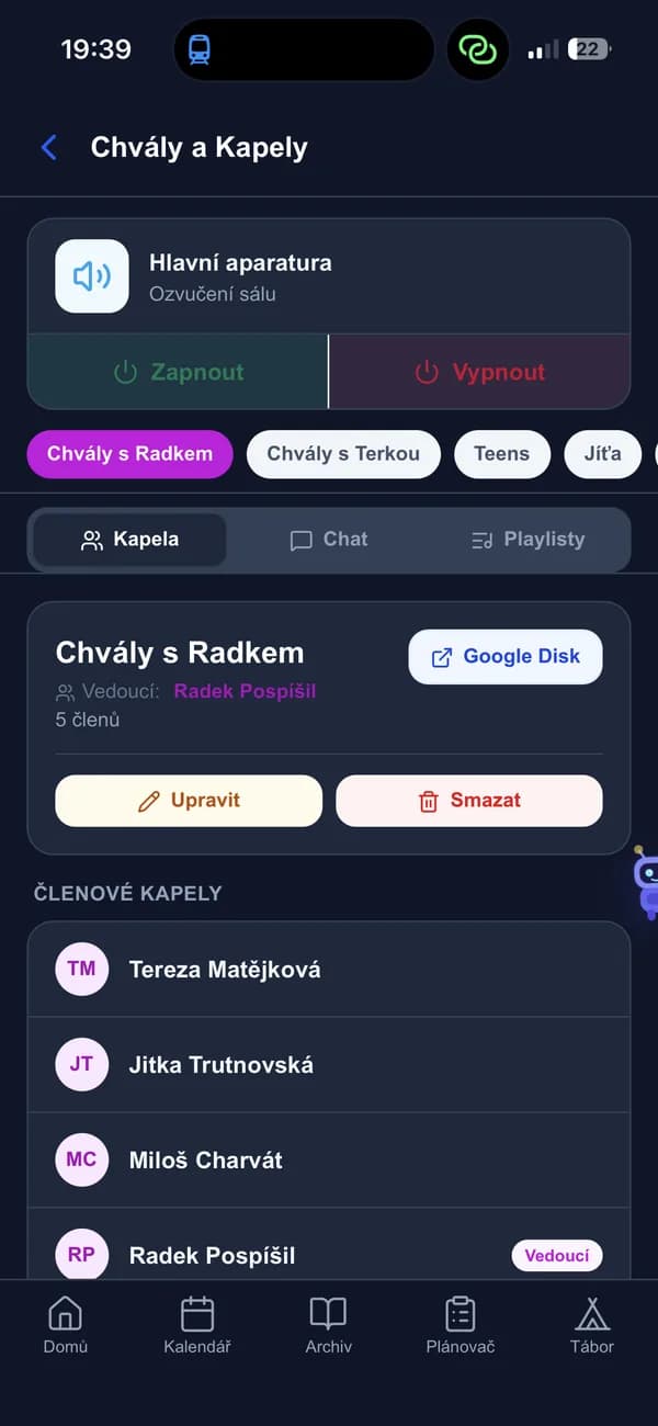 Chvály & kapely